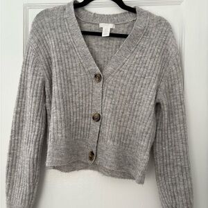 H&M Light Gray Ribbed Cardigan